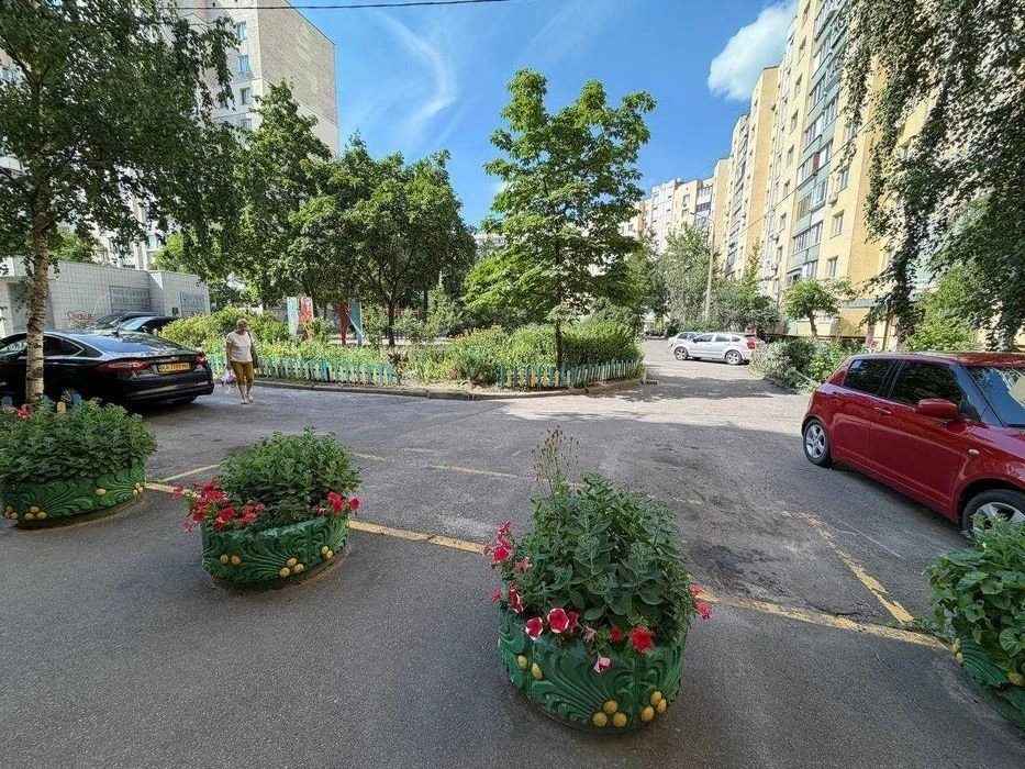 GAZ, 2-room apartment for sale near the lake