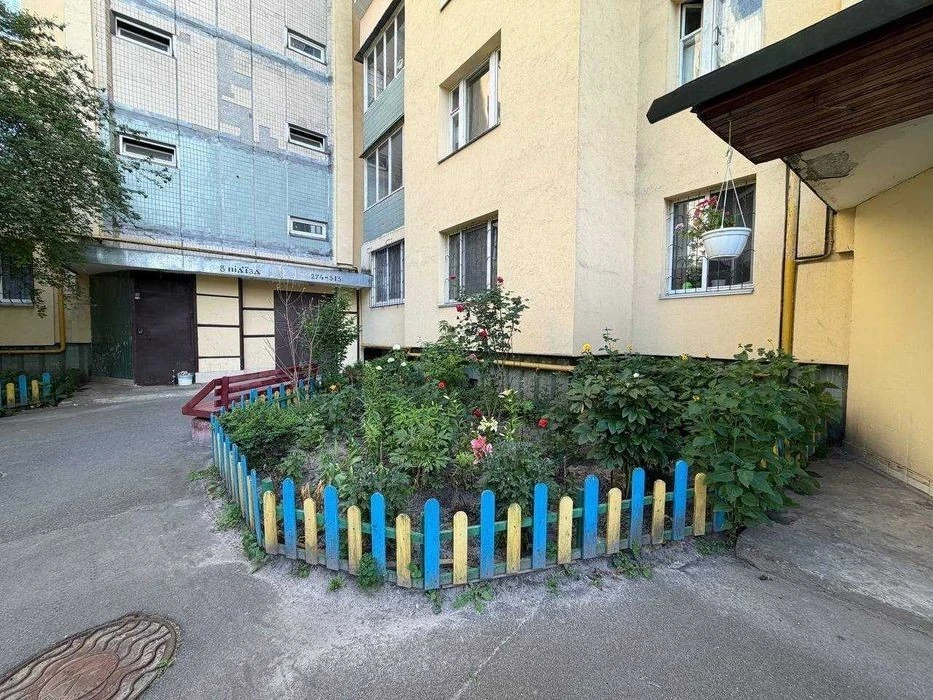 GAZ, 2-room apartment for sale near the lake