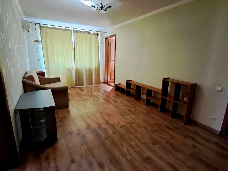 Apartment. Mykolaiv, Buzhnaya st.