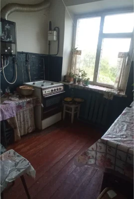 Продам 3-кімнатну квартиру. Центр.