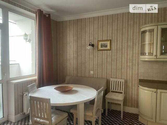 Long-term Rent: 3-bedroom apartment at 6 Raisa Okipna Street • ID