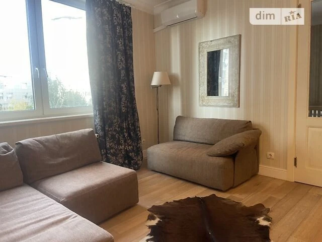Long-term Rent: 3-bedroom apartment at 6 Raisa Okipna Street • ID