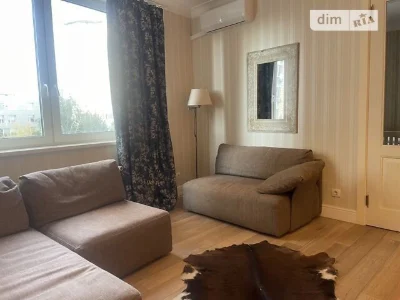 Long-term Rent: 3-bedroom apartment at 6 Raisa Okipna Street • ID
