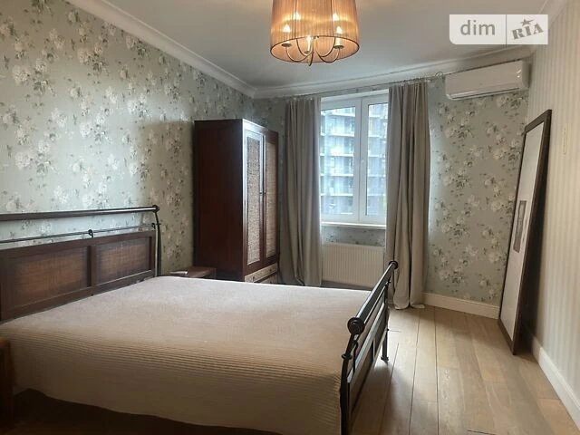 Long-term Rent: 3-bedroom apartment at 6 Raisa Okipna Street • ID