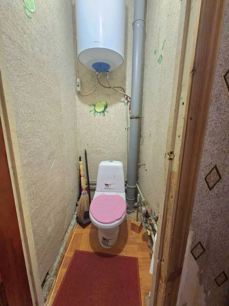 Продаж 1-кімн. кв. 40 кв.м з ремонтом 5/9