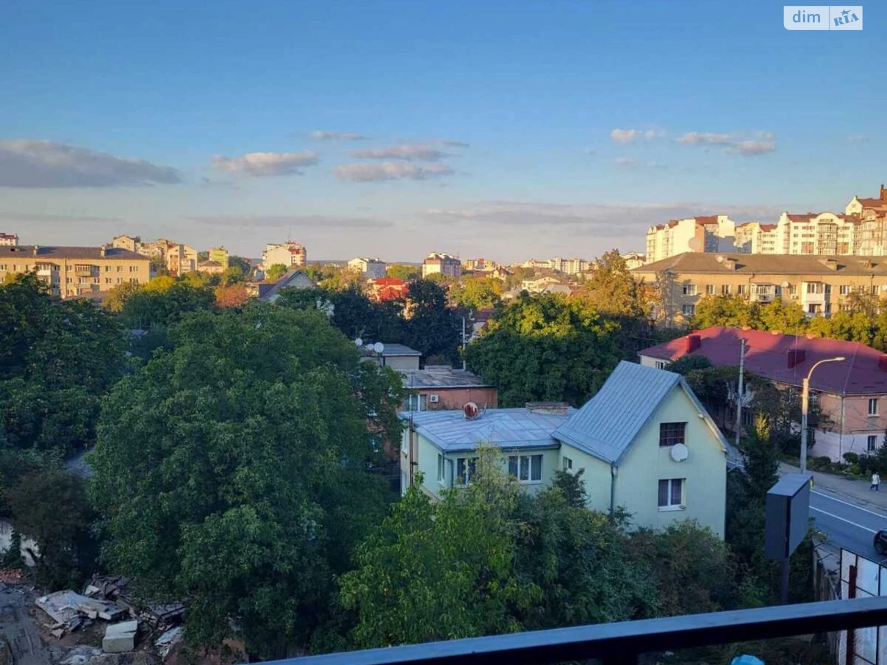 Apartment for Sale: Center