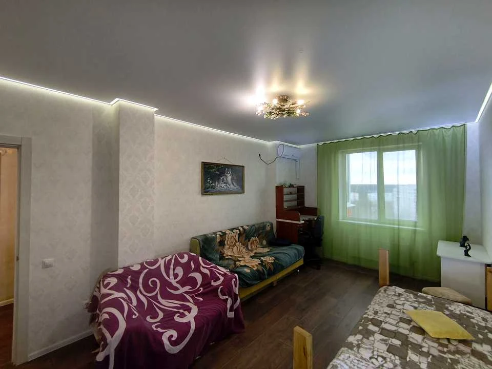 Apartment. Kharkiv, Pereomohy Prospect