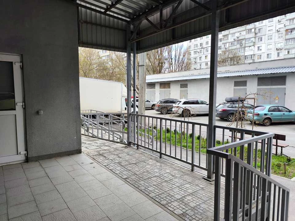 Apartment. Kharkiv, Pereomohy Prospect