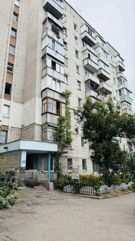 Продаж. Однокімнатна квартира, вул. Різдвяна