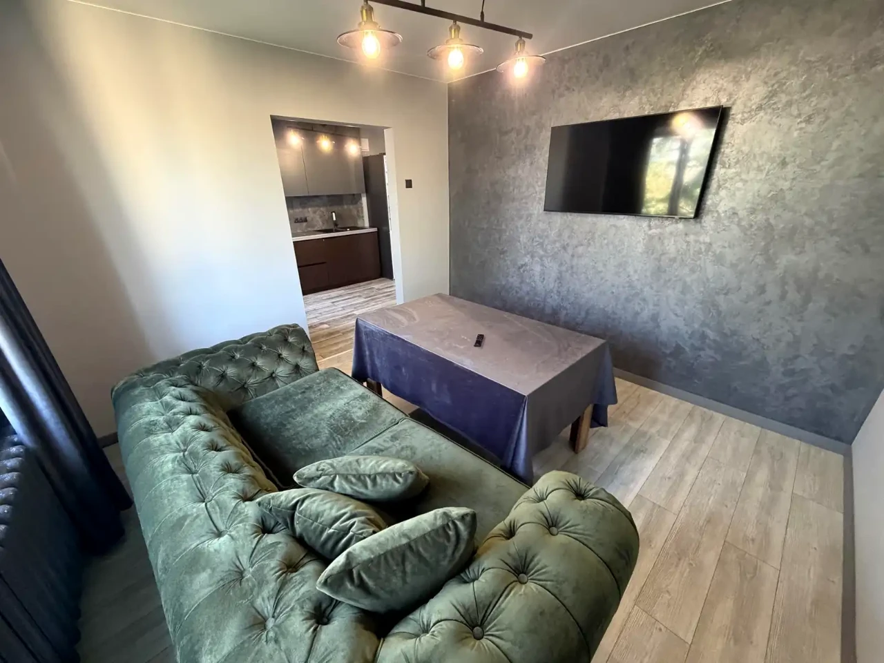 Rent 3-room apartment 75 m² 6/9 floors