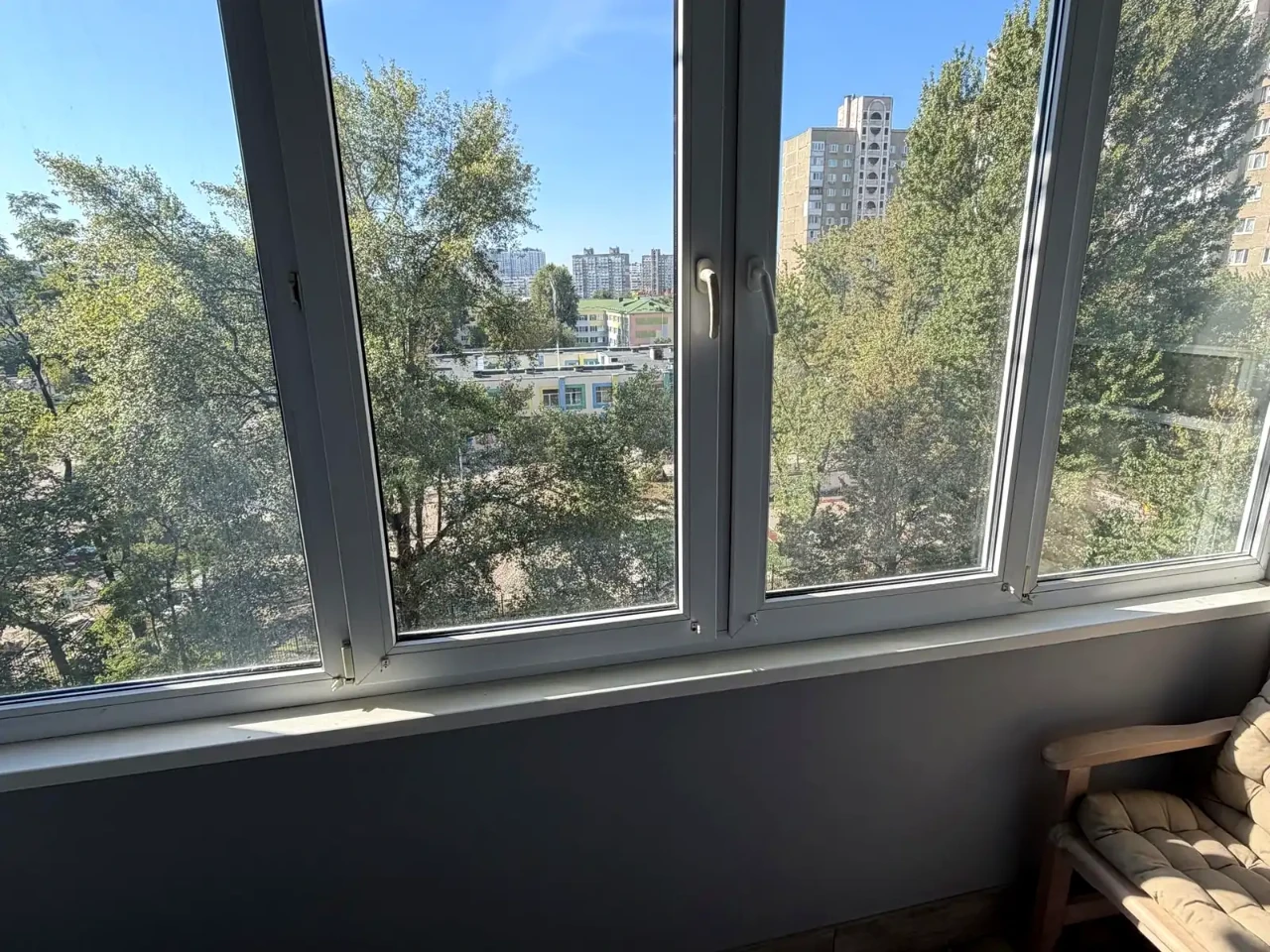 Rent 3-room apartment 75 m² 6/9 floors