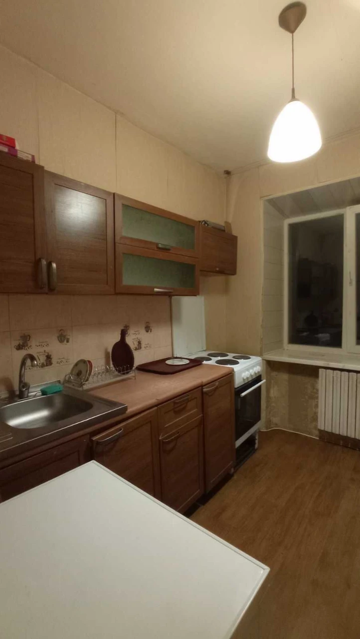Продам большую 1 комнатную квартиру на Кропивницкого/1 ст. Л