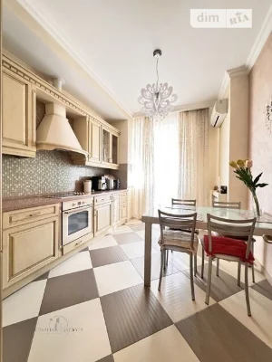 Sale of 2-room apartment 86.1 sq. m. on Konovaltsya Yevhena 32B street