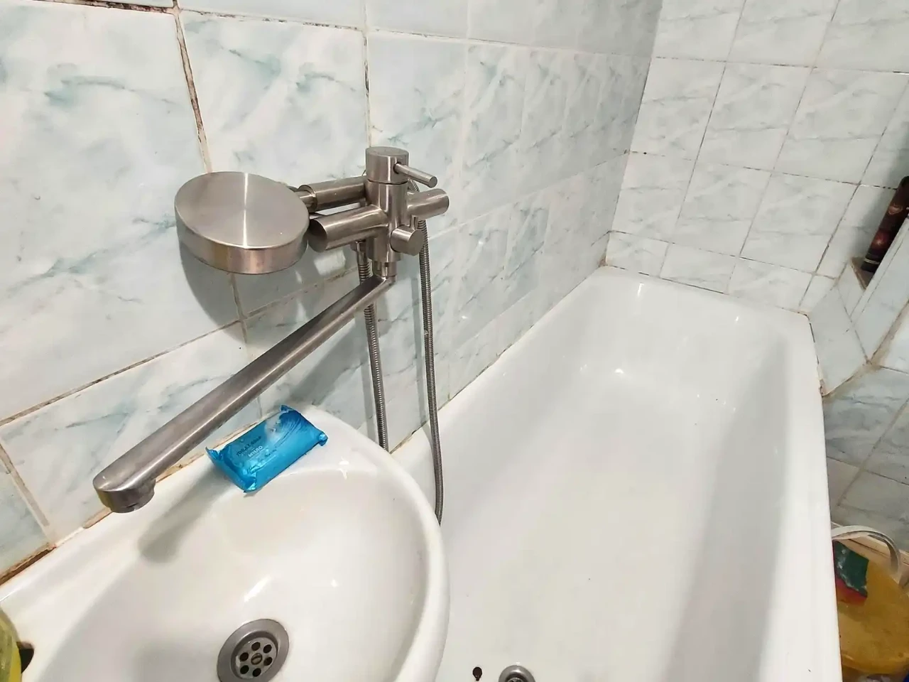 Rent 1-room apartment 21 m² on the 2nd floor of a 9-story building.