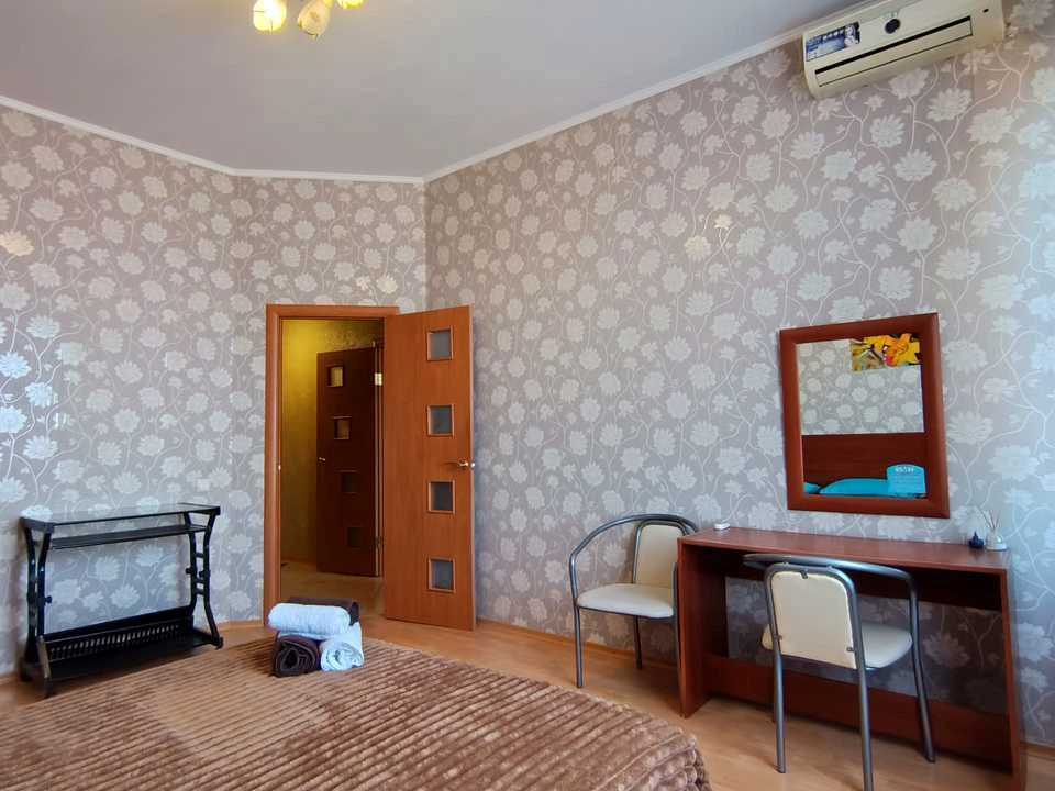 Apartment. Odessa, Mala Arnautska Street