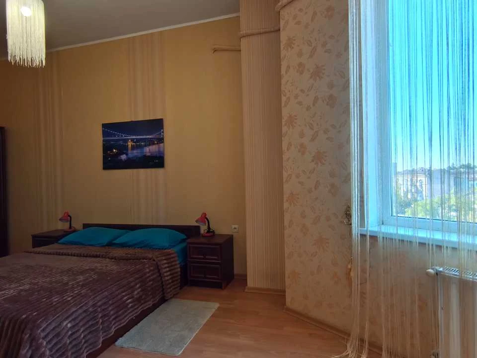 Apartment. Odessa, Mala Arnautska Street