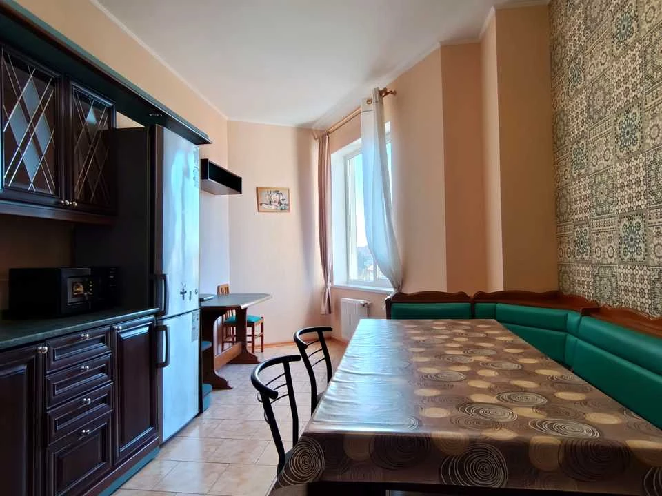 Apartment. Odessa, Mala Arnautska Street
