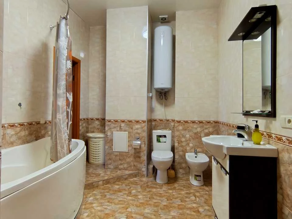Apartment. Odessa, Mala Arnautska Street
