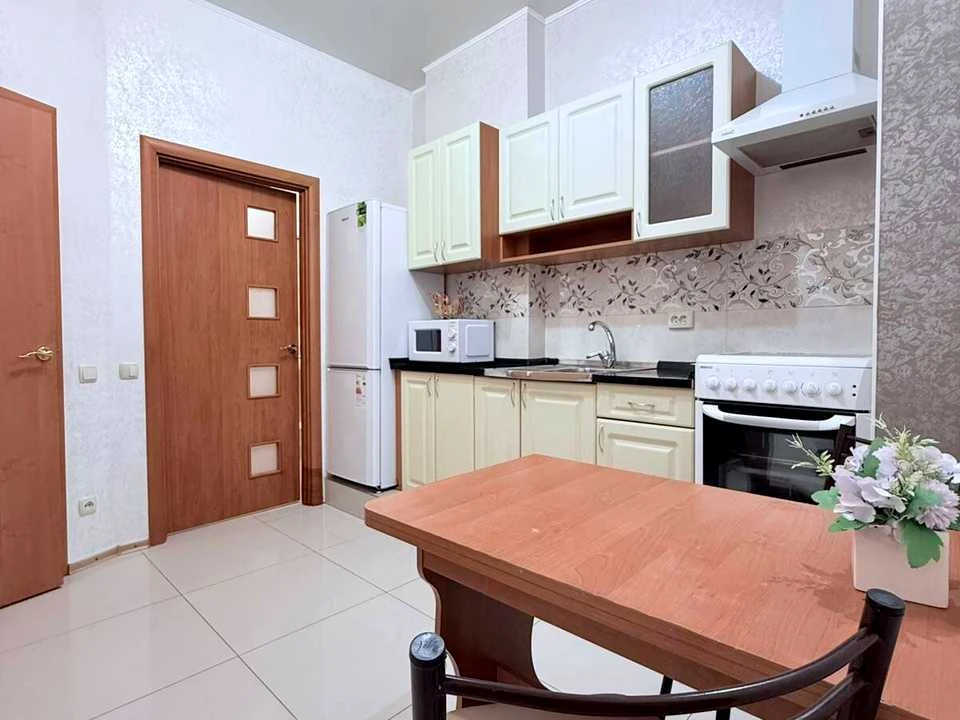 Apartment. Odesa, Panteleimonovska str.