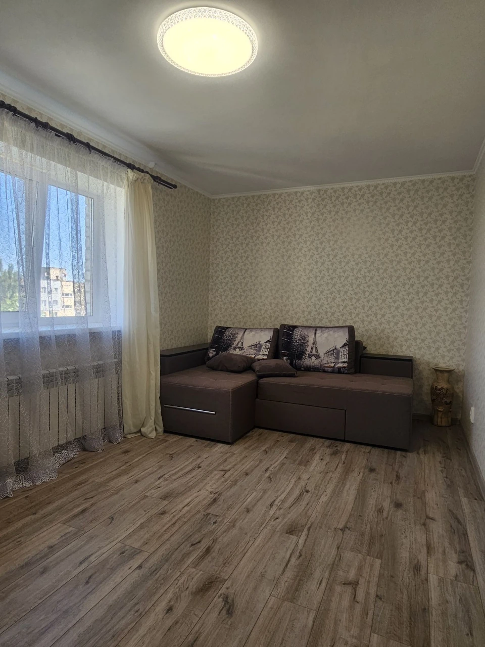 1-bedroom apartment for sale in the 13th Line district