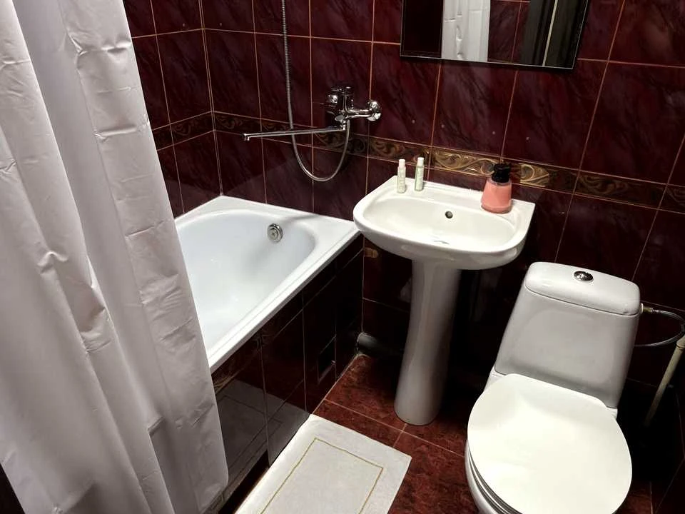 Apartment. Chernivtsi, Nezalezhnosti Avenue