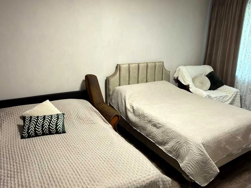 Apartment. Chernivtsi, Nezalezhnosti Avenue