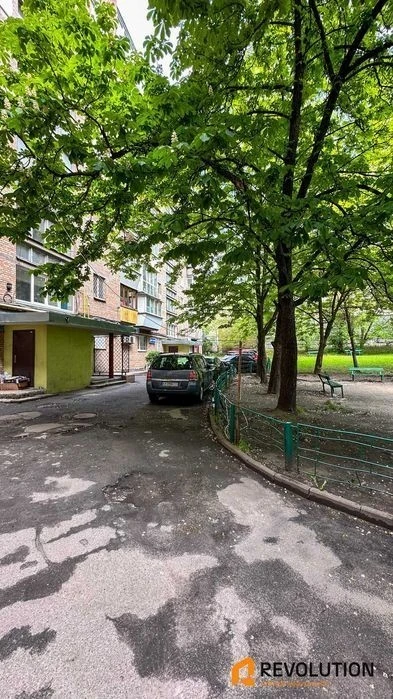 1-room apartment for sale 34.1m2 Beresteyskyi Avenue, 1