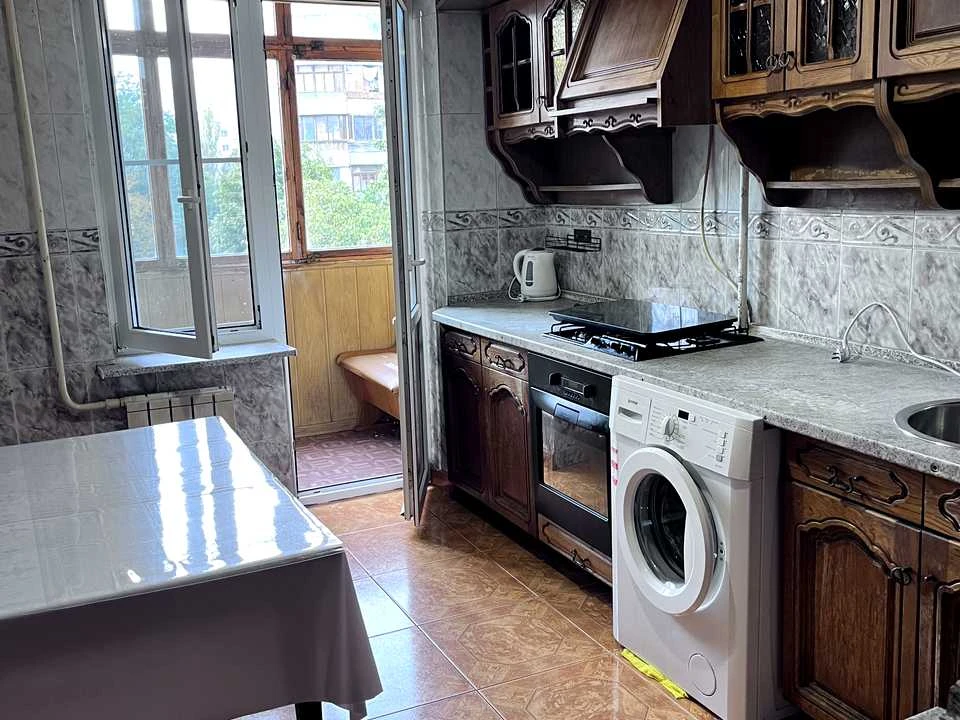Apartment. Odesa, Prince Volodymyr Veliky Prospect