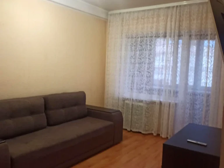 Сдается 2-комнатная квартира, 55 м², 9 этаж из 9