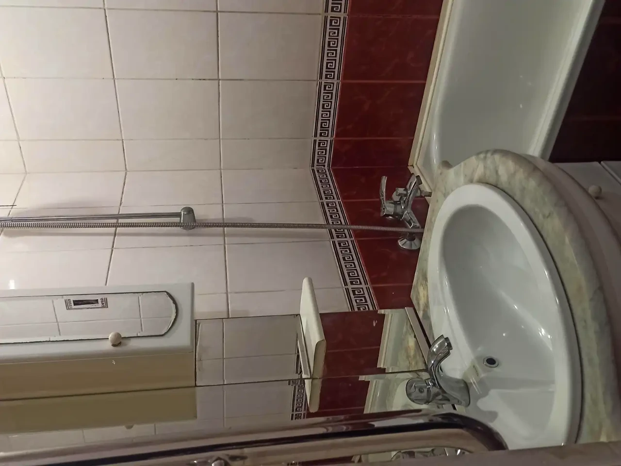 Сдается 2-комнатная квартира, 55 м², 9 этаж из 9