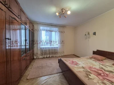 Двухкомнатная квартира в кирпичном доме