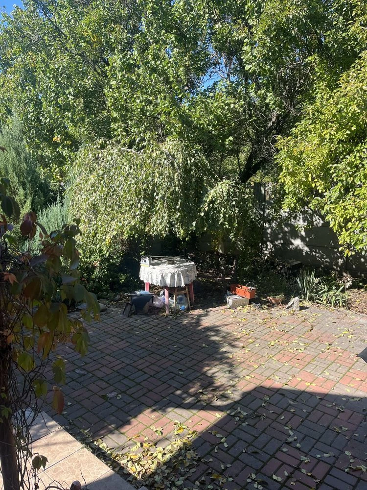 Sale of a house on Admiral Makarov Street