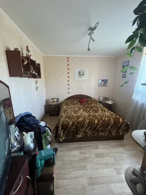 Sale of a house on Admiral Makarov Street