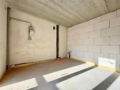 Spacious One-Bedroom Apartment with Base for Renovation