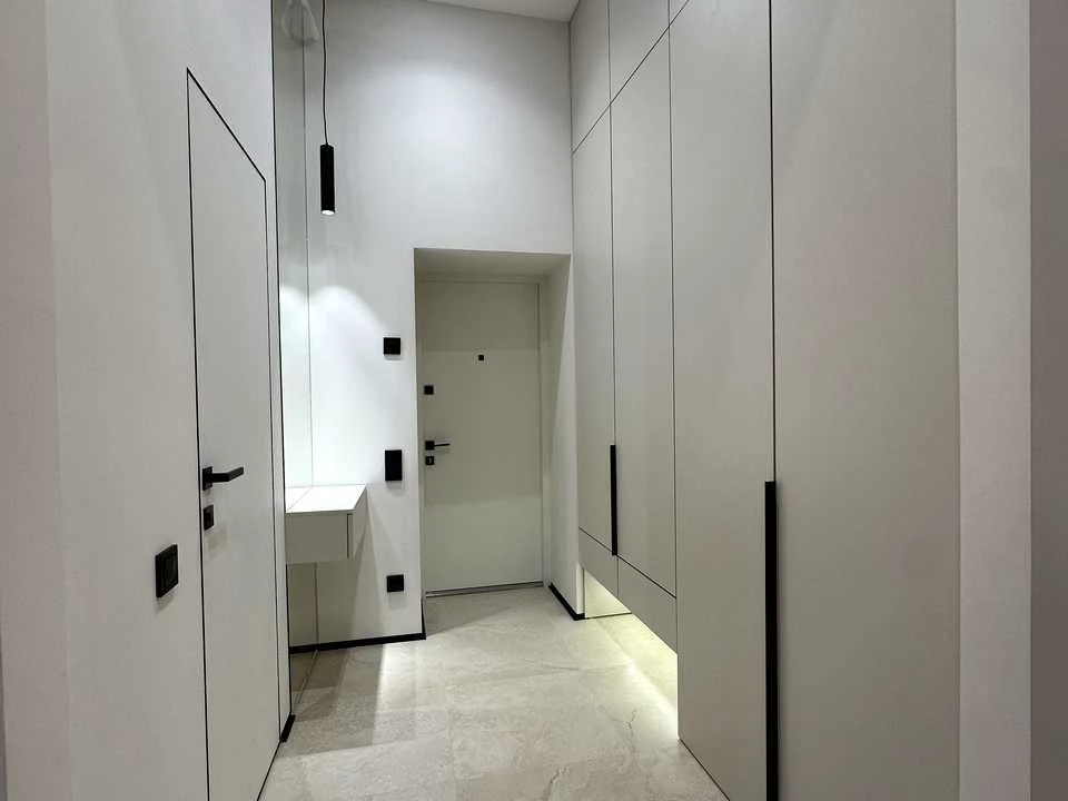 Apartment. Lviv, Halychykia Square
