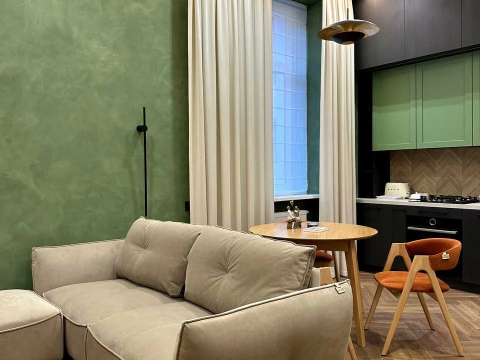 Apartment. Lviv, Halychykia Square