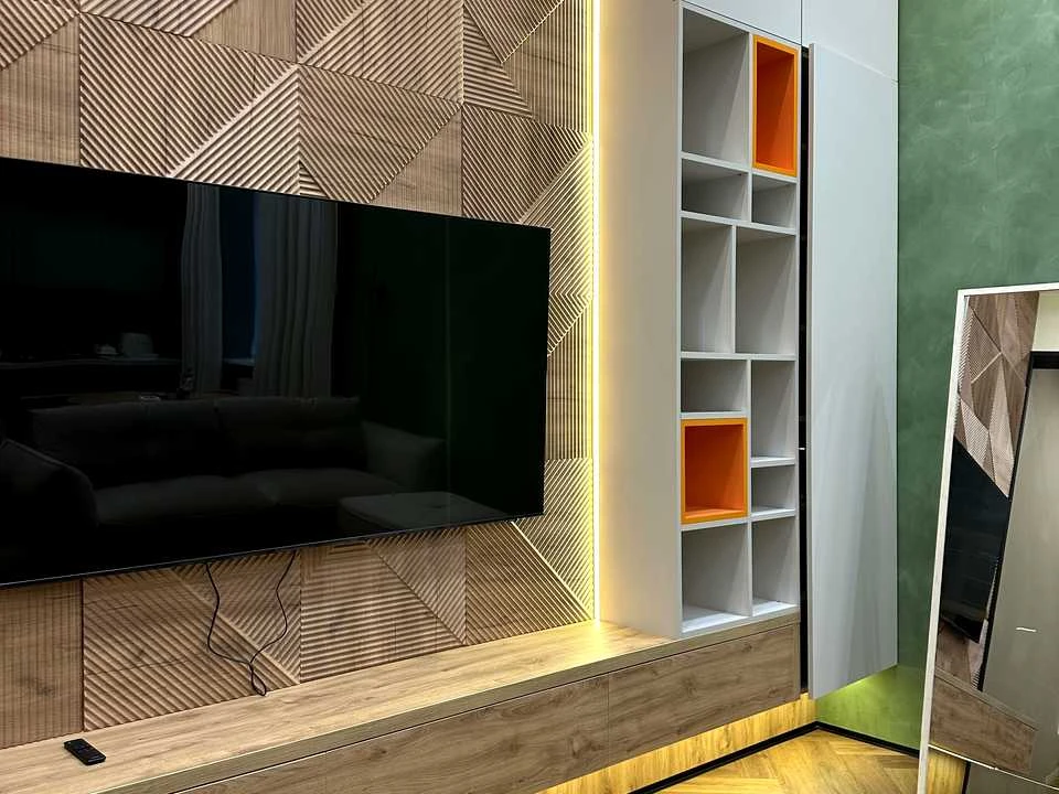 Apartment. Lviv, Halychykia Square