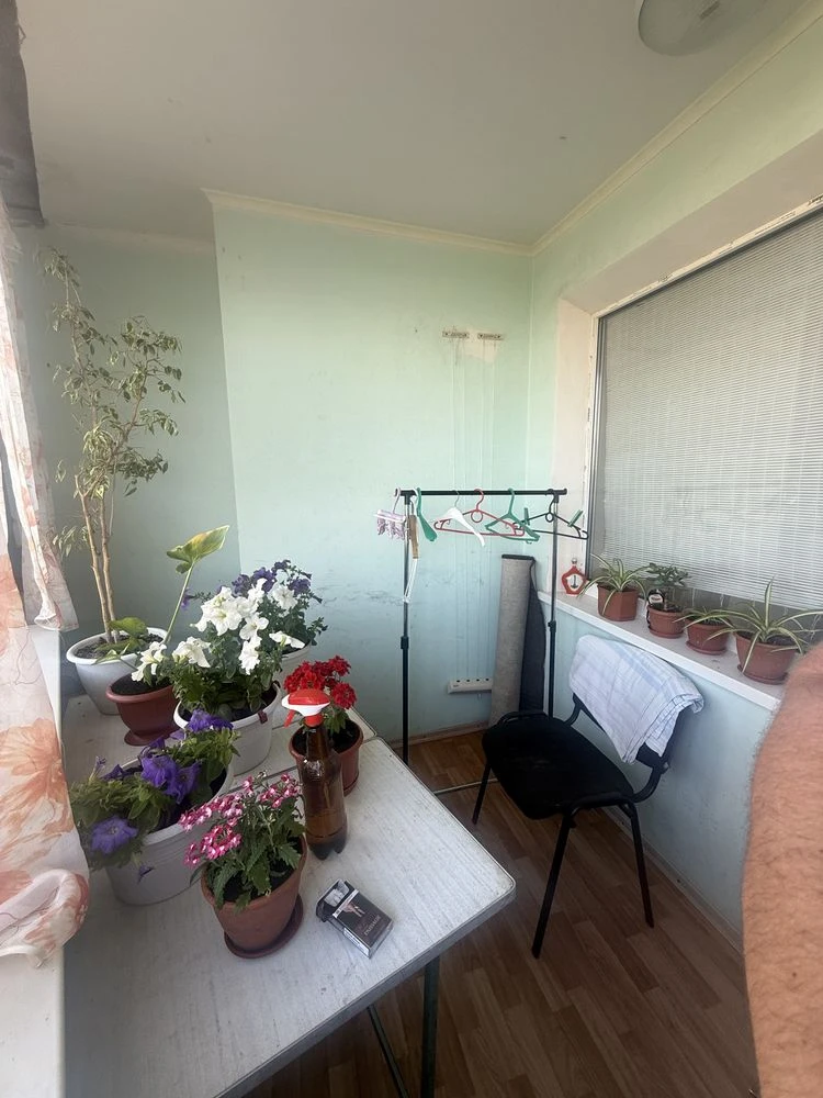 Трехкомнатная квартира на Алмазном, отличный вид, полностью меблирована