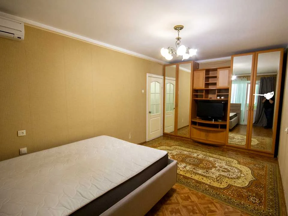 Apartment. Akademika Koroleva Street, Odessa