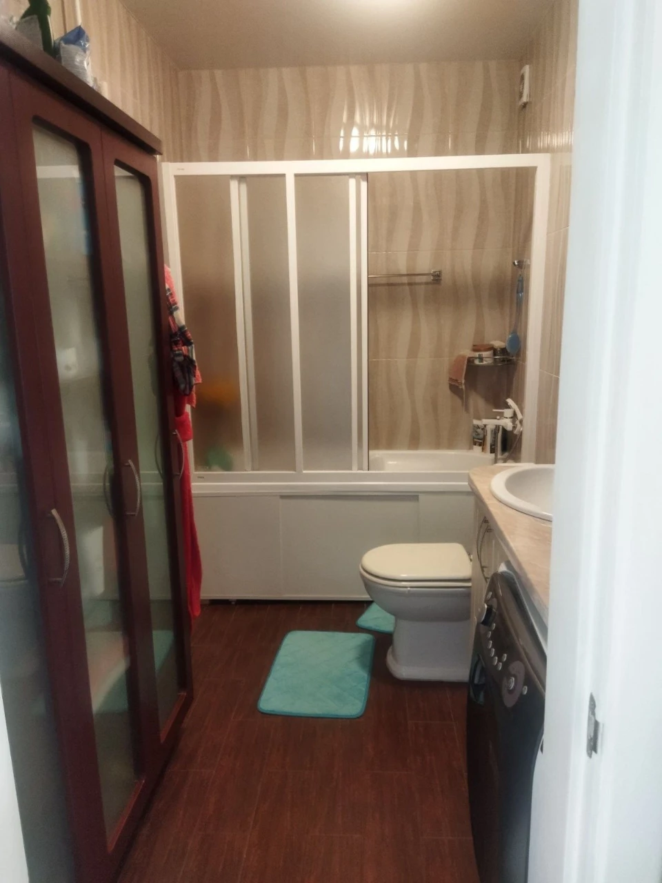 For Sale: 2-room apartment in the center, 6th floor, 50 sq m, near the Palace of Creativity