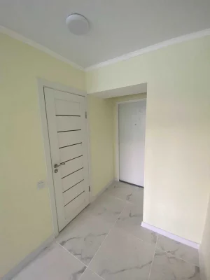 For Sale: 2-bedroom apartment in Zarychan. 73,000 UAH! Urgent!