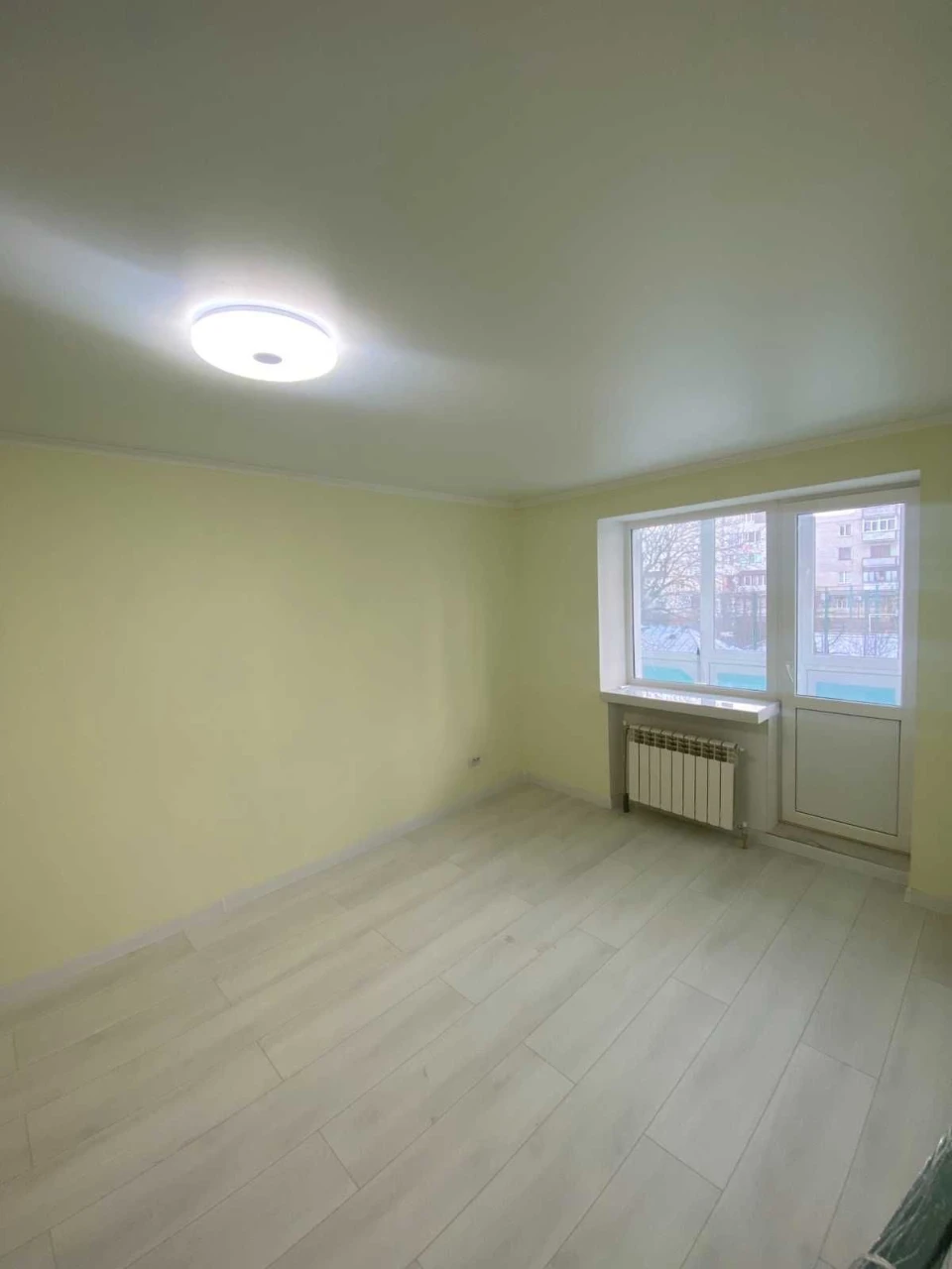 For Sale: 2-bedroom apartment in Zarychan. 73,000 UAH! Urgent!