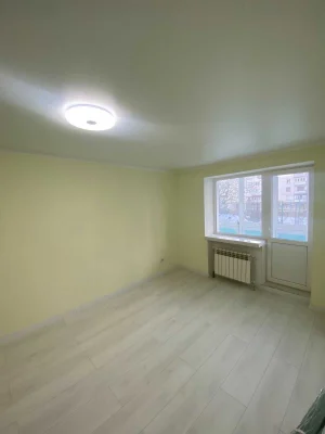For Sale: 2-bedroom apartment in Zarychan. 73,000 UAH! Urgent!