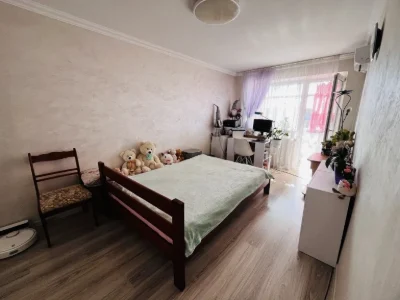 Продається 1 квартира, район ТЦ Майдан