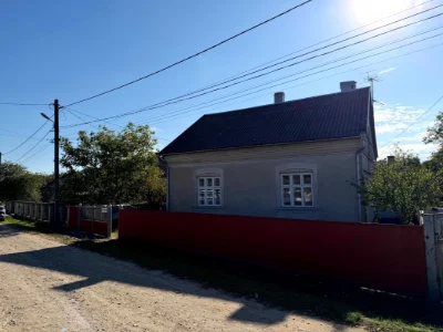 Дом 70 м² + гостевой дом 36 м², летняя кухня, гараж