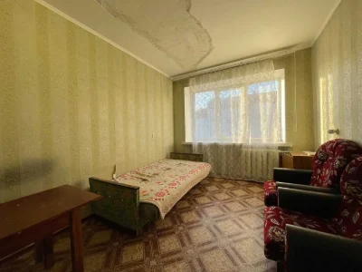 Sale of a 2-room apartment on Elektronnaya. Separate rooms!
