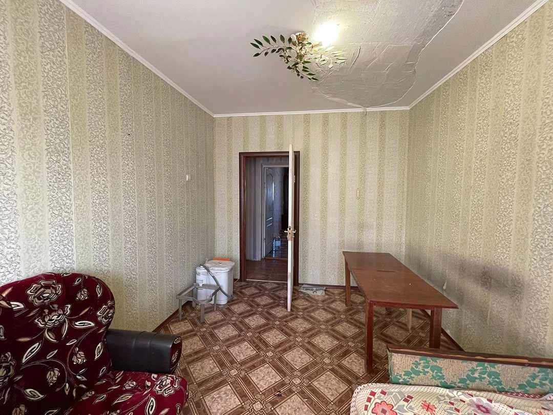 Sale of a 2-room apartment on Elektronnaya. Separate rooms!