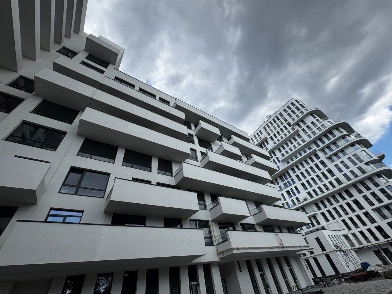 Продаж 2-кімнатної квартири в новобудові ЖК Five Address (ву