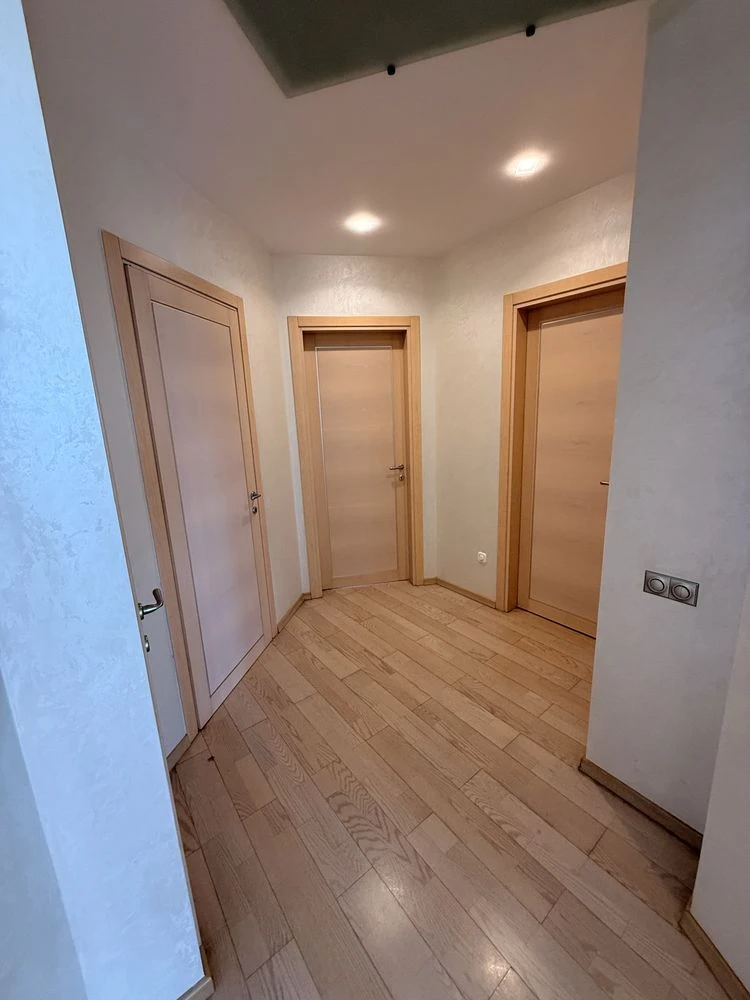 Продам 4к квартиру вул.Старокозацька 54 (ЖК Парковий)