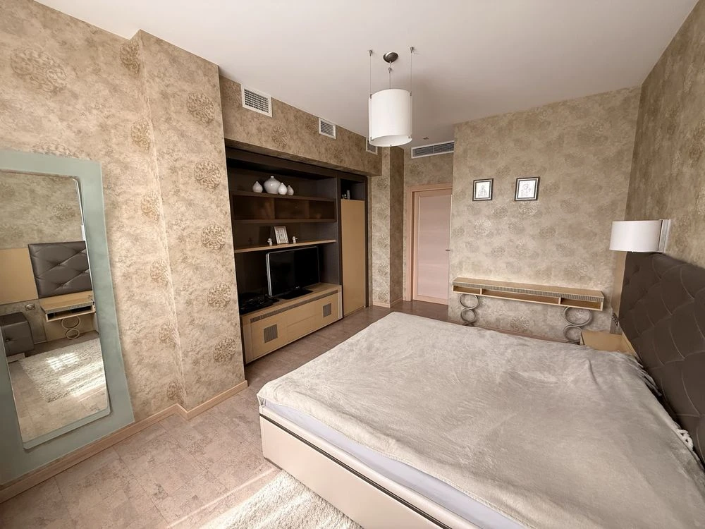 Продам 4к квартиру вул.Старокозацька 54 (ЖК Парковий)